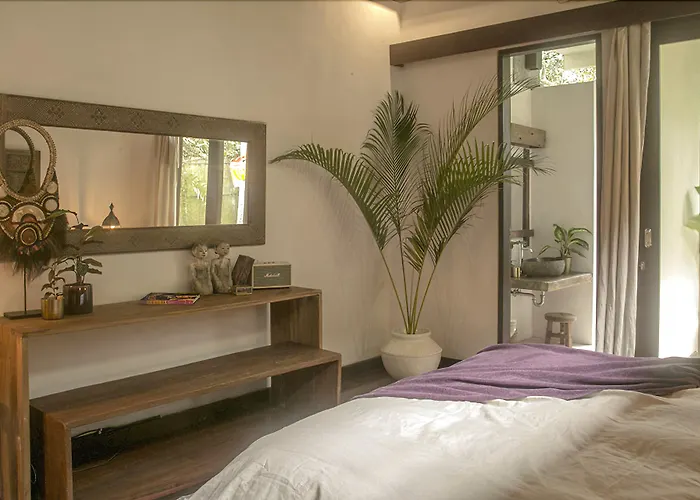Soulshine Ubud, Bali ウブド